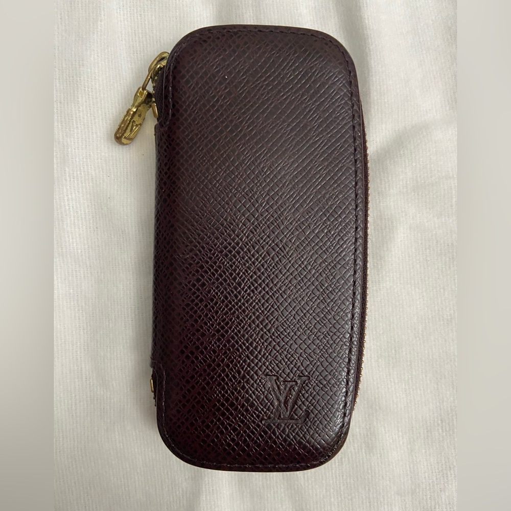 AUTHENTIC LOUIS VUITTON VINTAGE KEYHOLDER